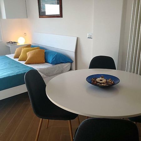 Casa Wenner 1 Appartement Napels Buitenkant foto