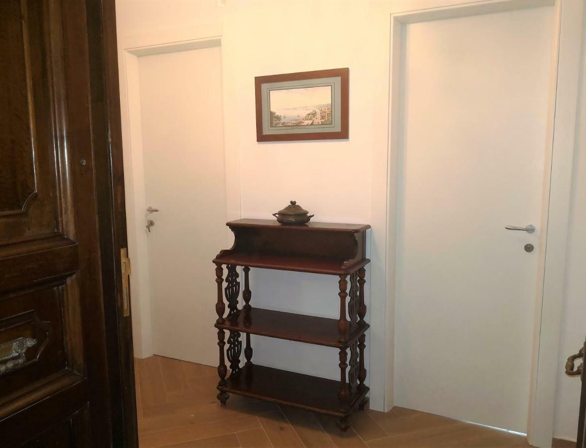 Casa Wenner 1 Appartement Napels Buitenkant foto