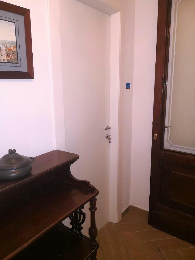 Casa Wenner 1 Appartement Napels Buitenkant foto